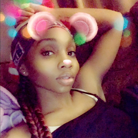 Meet your Posher, Kswana - Picture 1 of 1